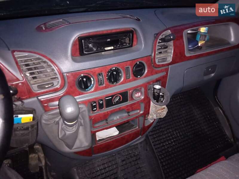 Микроавтобус Mercedes-Benz Sprinter 2006 в Городке