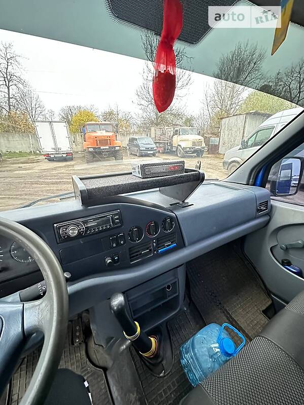 Грузовой фургон Mercedes-Benz Sprinter 1998 в Первомайске