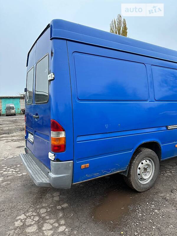 Грузовой фургон Mercedes-Benz Sprinter 1998 в Первомайске
