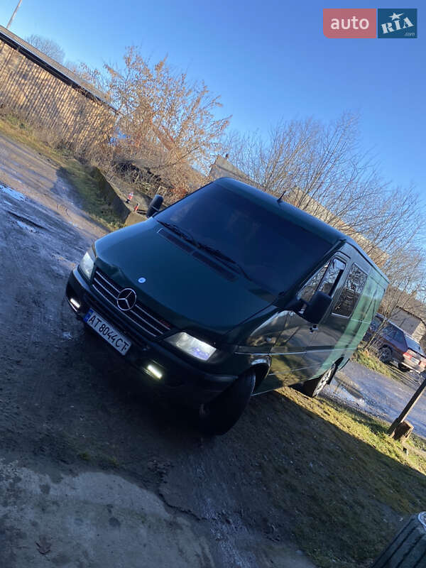 Микроавтобус Mercedes-Benz Sprinter 2005 в Рожнятове фото 5 Микроавтобус Mercedes-Benz Sprinter 2005 в Рожнятове