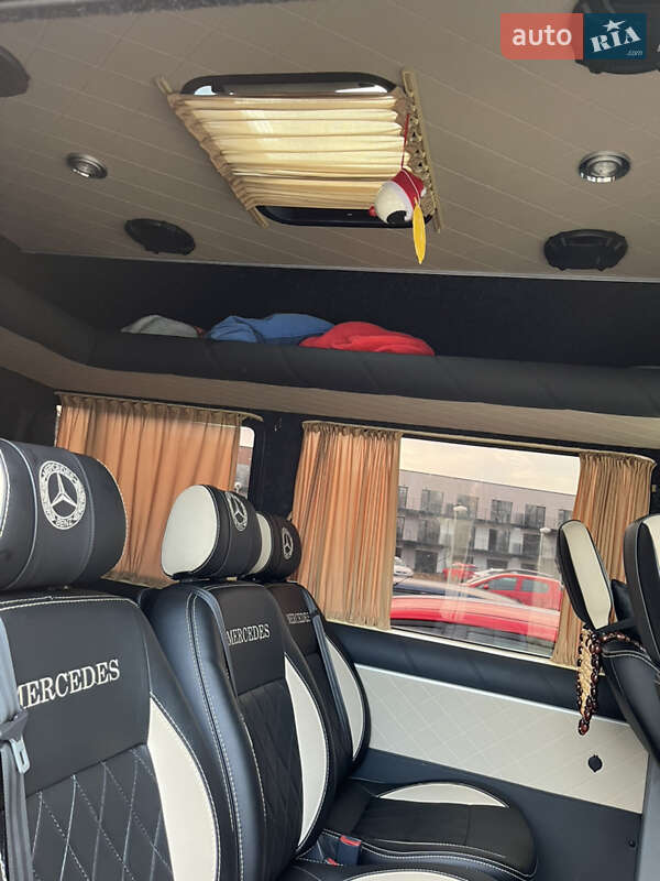 Мікроавтобус Mercedes-Benz Sprinter 2005 в Тячеві