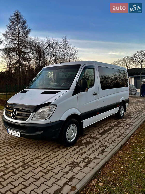 Мікроавтобус Mercedes-Benz Sprinter 2012 в Івано-Франківську