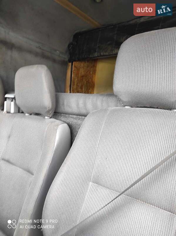 Мікроавтобус Mercedes-Benz Sprinter 2000 в Вижниці