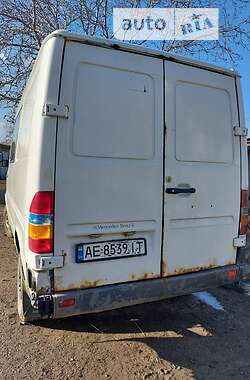 Грузовой фургон Mercedes-Benz Sprinter 1999 в 