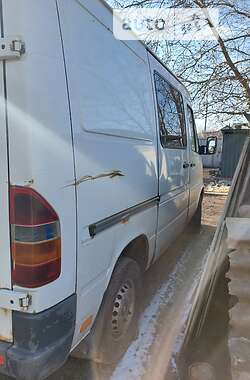 Грузовой фургон Mercedes-Benz Sprinter 1999 в 