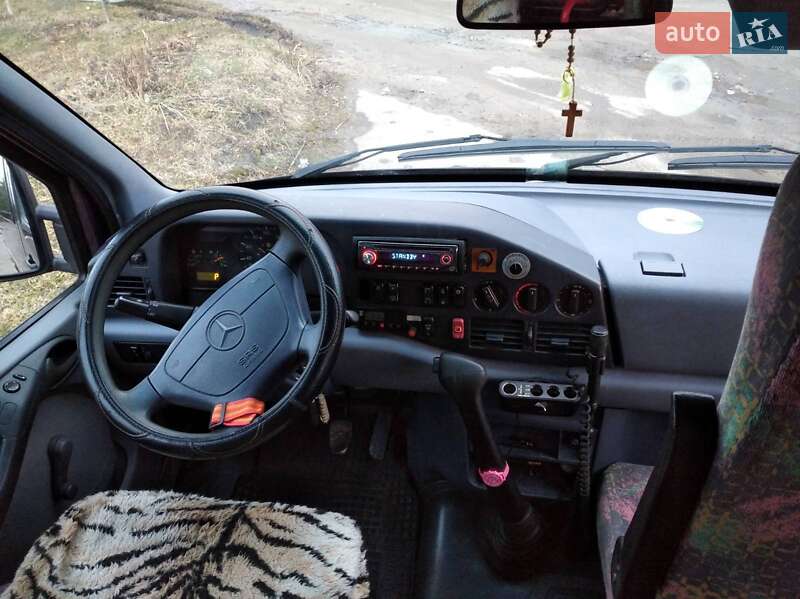 Мікроавтобус Mercedes-Benz Sprinter 1999 в Львові