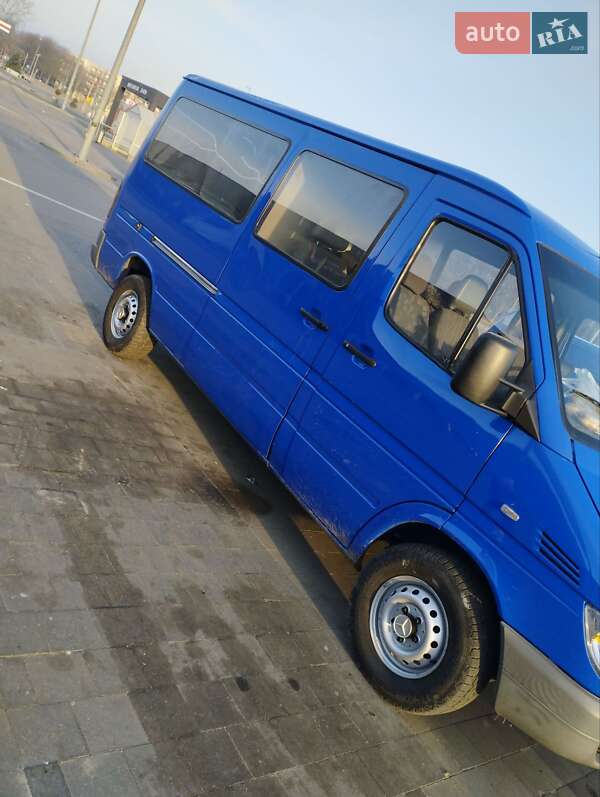 Микроавтобус Mercedes-Benz Sprinter 2004 в Луцке