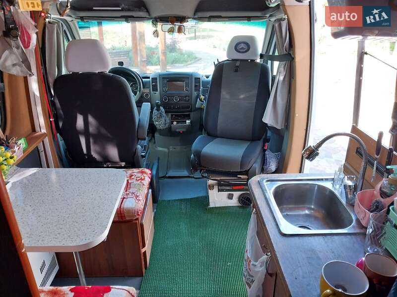Дом на колесах Mercedes-Benz Sprinter 2012 в Петрове