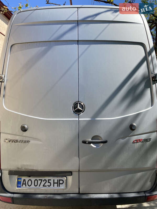 Микроавтобус Mercedes-Benz Sprinter 2007 в Иршаве