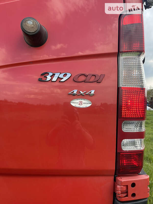 Грузовой фургон Mercedes-Benz Sprinter 2012 в Запорожье