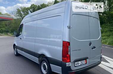 Грузовой фургон Mercedes-Benz Sprinter 2019 в 