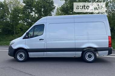 Грузовой фургон Mercedes-Benz Sprinter 2019 в 