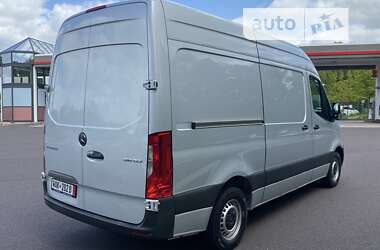 Грузовой фургон Mercedes-Benz Sprinter 2019 в 