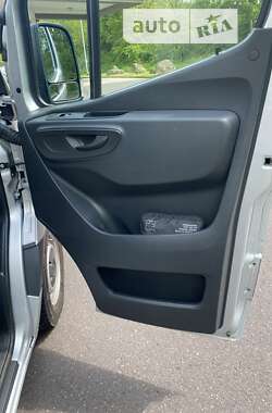 Грузовой фургон Mercedes-Benz Sprinter 2019 в 