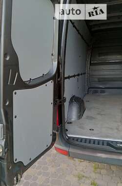 Грузовой фургон Mercedes-Benz Sprinter 2014 в 