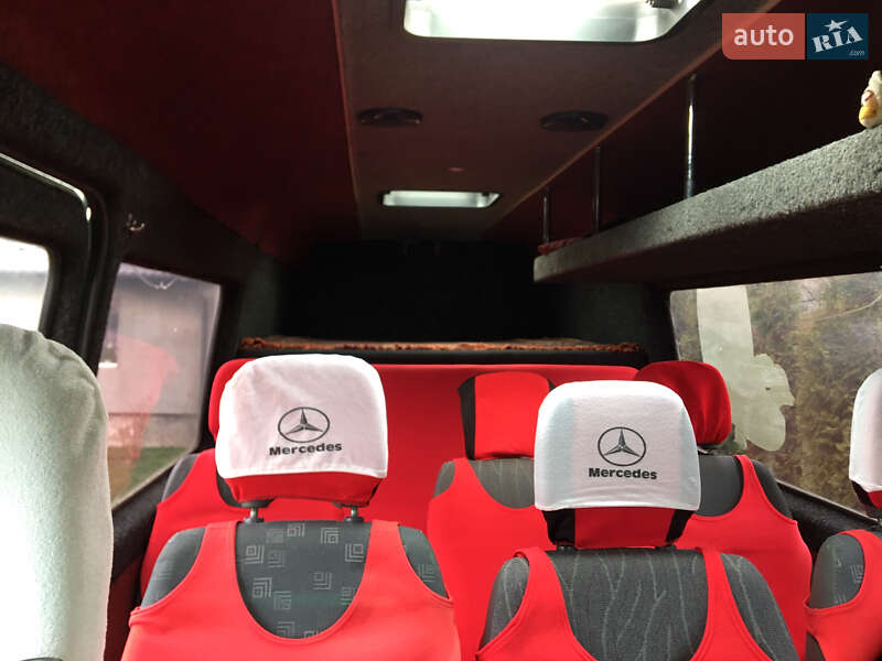 Мікроавтобус Mercedes-Benz Sprinter 2004 в Кременці