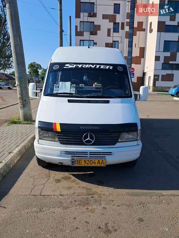 Микроавтобус Mercedes-Benz Sprinter 1999 в Николаеве