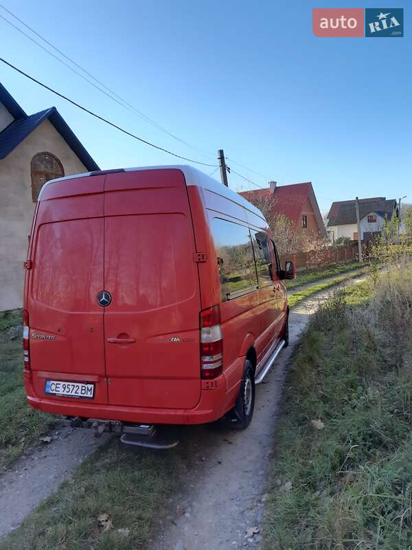 Мікроавтобус Mercedes-Benz Sprinter 2012 в Сторожинці