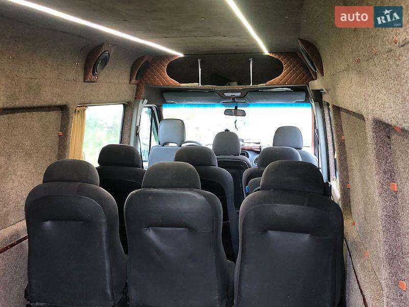 Мікроавтобус Mercedes-Benz Sprinter 2003 в Хусті