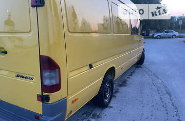 Грузопассажирский фургон Mercedes-Benz Sprinter 2005 в Кременце