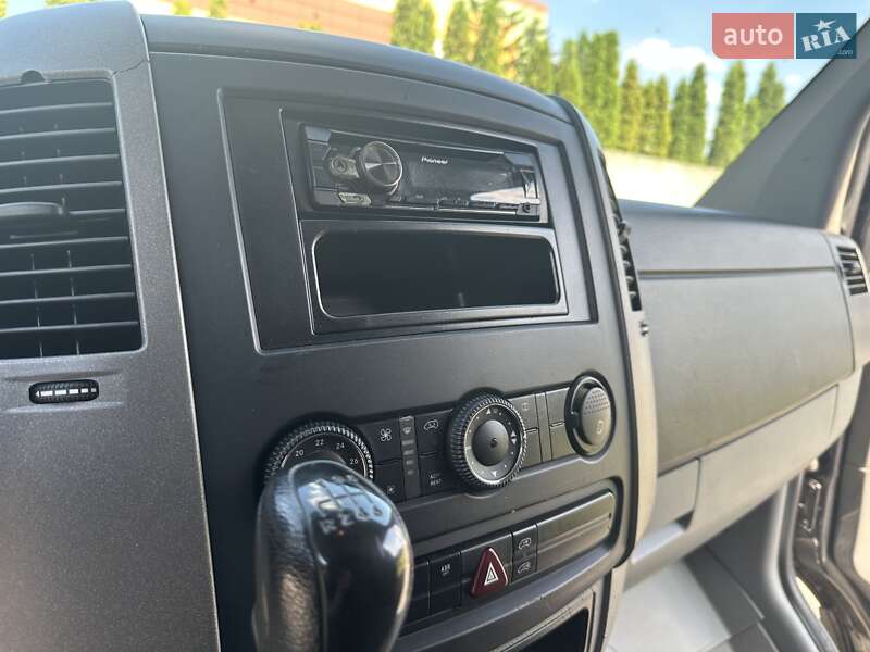 Грузовой фургон Mercedes-Benz Sprinter 2009 в Луцке