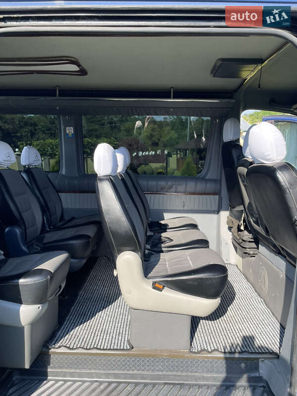 Микроавтобус Mercedes-Benz Sprinter 2009 в Чорткове