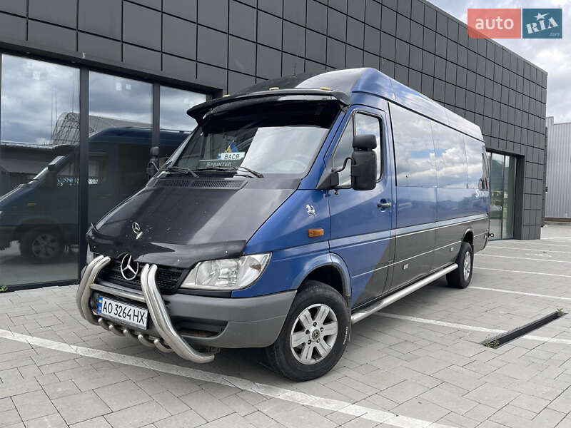 Туристический / Междугородний автобус Mercedes-Benz Sprinter 2005 в Тячеве