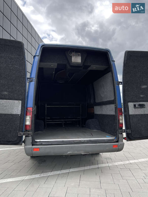 Туристический / Междугородний автобус Mercedes-Benz Sprinter 2005 в Тячеве