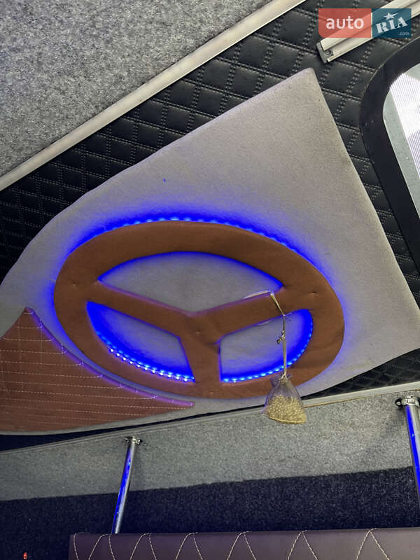 Туристический / Междугородний автобус Mercedes-Benz Sprinter 2005 в Тячеве