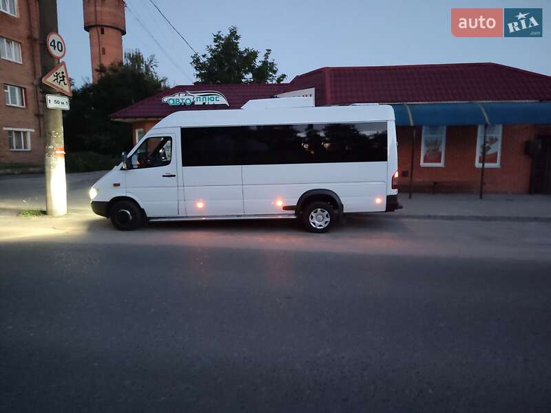 Микроавтобус Mercedes-Benz Sprinter 2001 в Ахтырке