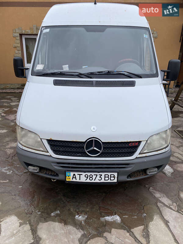 Mercedes-Benz Sprinter 2005