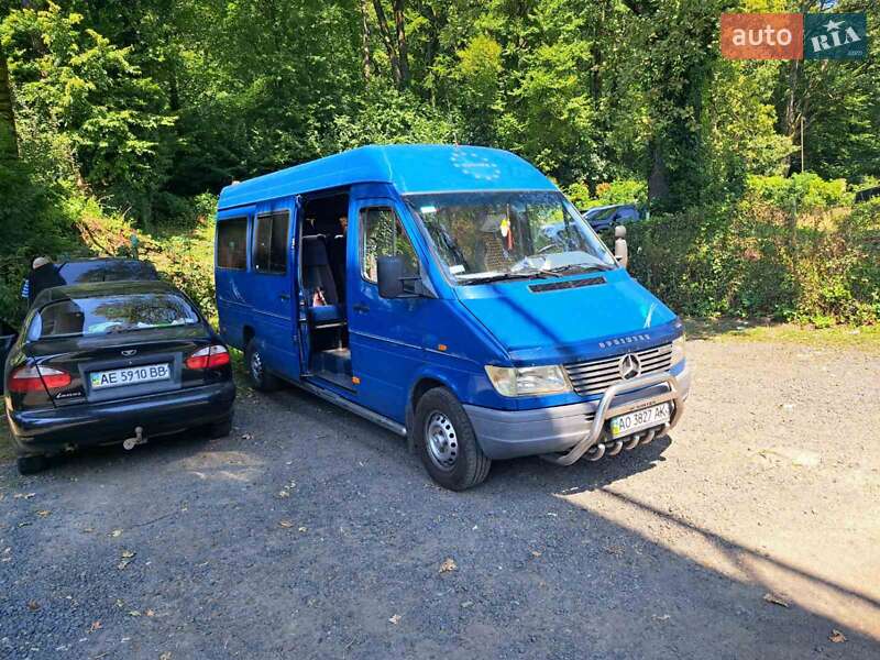 Туристический / Междугородний автобус Mercedes-Benz Sprinter 1999 в Мукачево