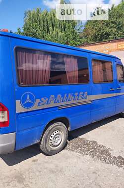 Микроавтобус Mercedes-Benz Sprinter 2005 в 