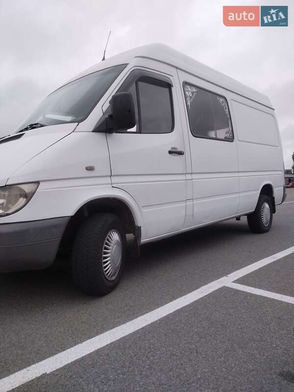 Микроавтобус Mercedes-Benz Sprinter 2003 в Киеве