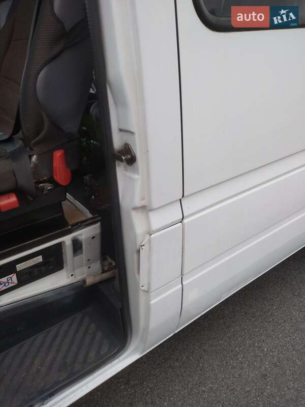 Микроавтобус Mercedes-Benz Sprinter 2003 в Киеве