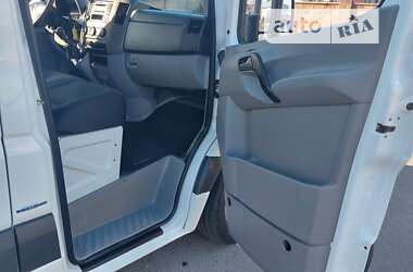 Грузовой фургон Mercedes-Benz Sprinter 2017 в 