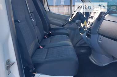 Грузовой фургон Mercedes-Benz Sprinter 2017 в 