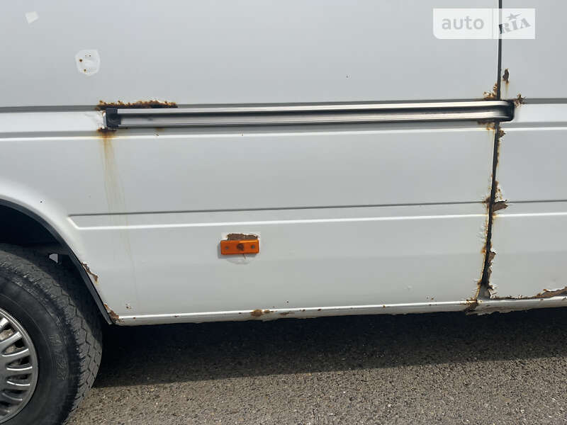 Вантажний фургон Mercedes-Benz Sprinter 2005 в Кам'янець-Подільському