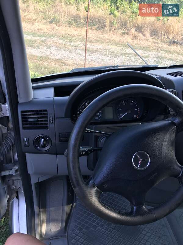 Микроавтобус Mercedes-Benz Sprinter 2007 в Каменец-Подольском фото 19 Микроавтобус Mercedes-Benz Sprinter 2007 в Каменец-Подольском