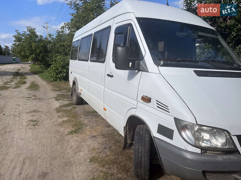 Микроавтобус Mercedes-Benz Sprinter 2004 в Бахмаче фото 10 Микроавтобус Mercedes-Benz Sprinter 2004 в Бахмаче