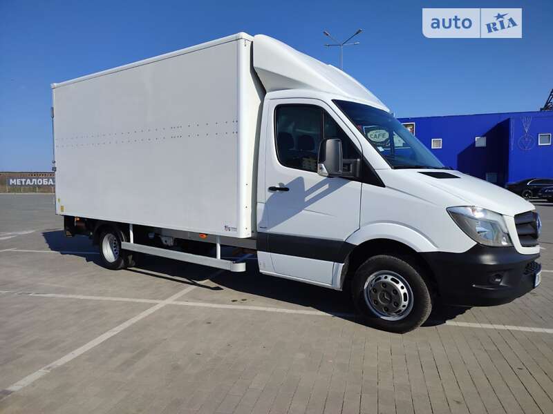Грузовой фургон Mercedes-Benz Sprinter 2015 в 