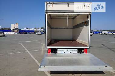 Грузовой фургон Mercedes-Benz Sprinter 2015 в 