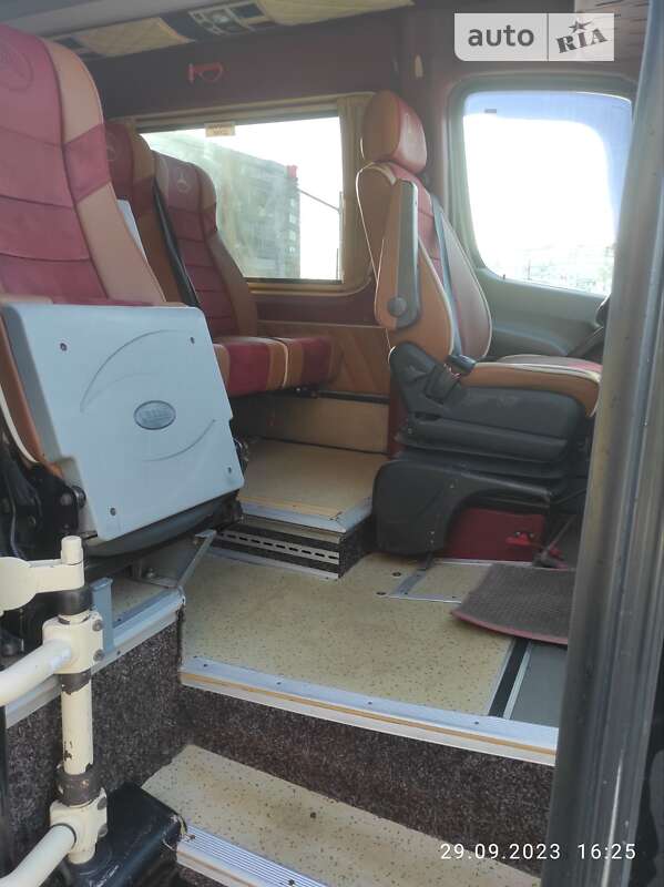 Туристический / Междугородний автобус Mercedes-Benz Sprinter 2012 в Сумах