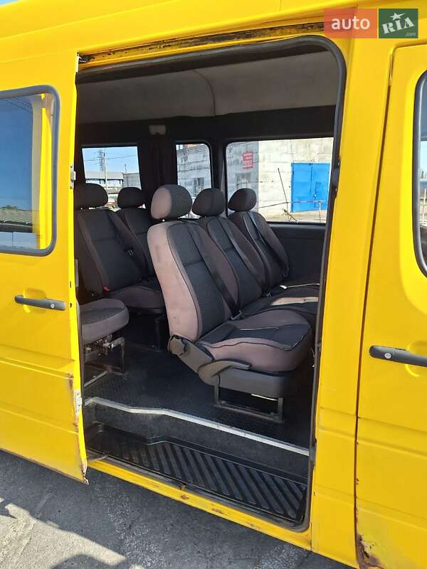 Микроавтобус Mercedes-Benz Sprinter 2004 в Горишних Плавнях фото 10 Микроавтобус Mercedes-Benz Sprinter 2004 в Горишних Плавнях
