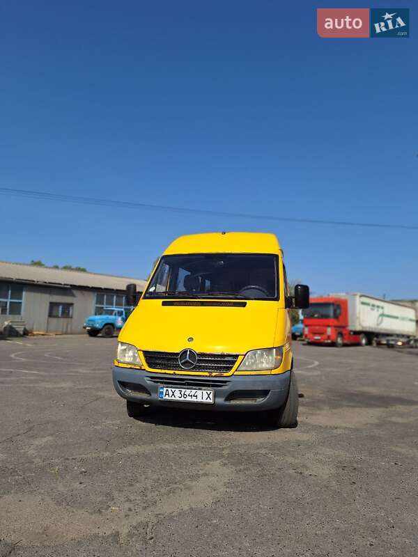 Mercedes-Benz Sprinter 2004