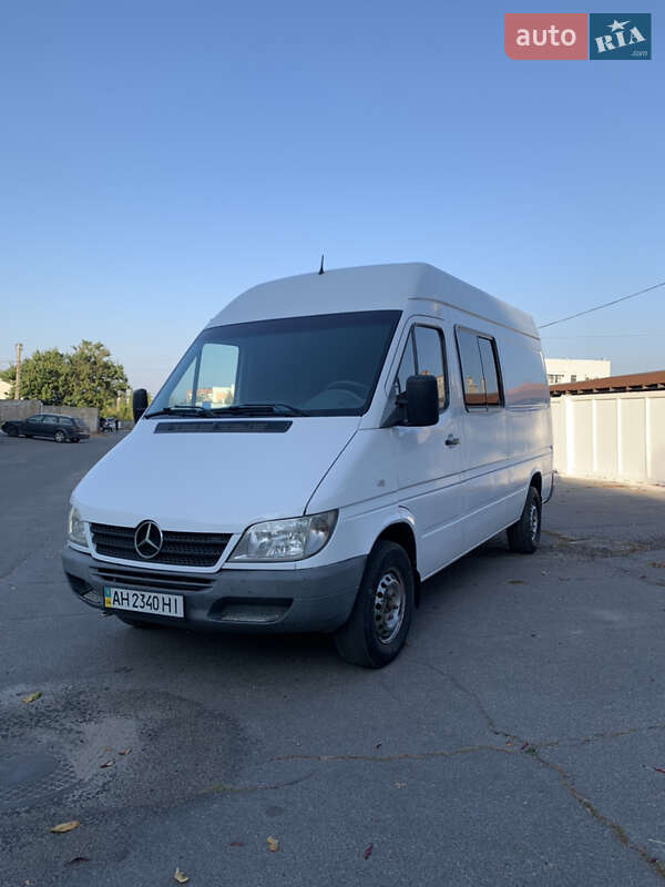 Mercedes-Benz Sprinter 2004