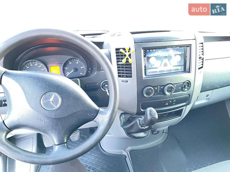 Мікроавтобус Mercedes-Benz Sprinter 2012 в Хусті
