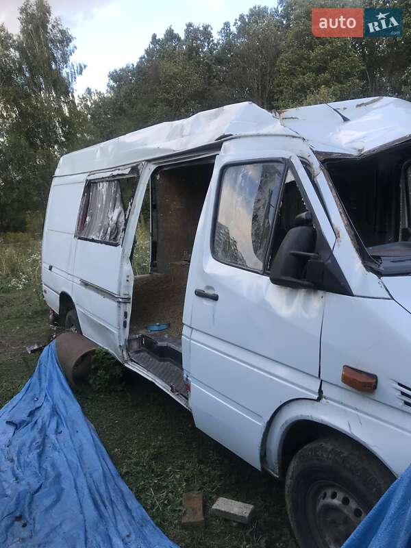 Другие автобусы Mercedes-Benz Sprinter 2004 в Сумах