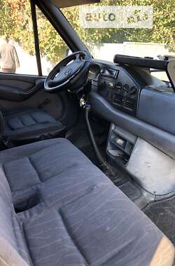 Вантажний фургон Mercedes-Benz Sprinter 2000 в 