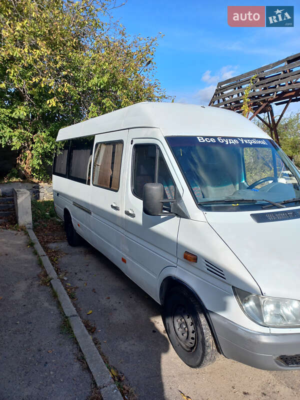 Микроавтобус Mercedes-Benz Sprinter 2005 в Фастове фото 3 Микроавтобус Mercedes-Benz Sprinter 2005 в Фастове